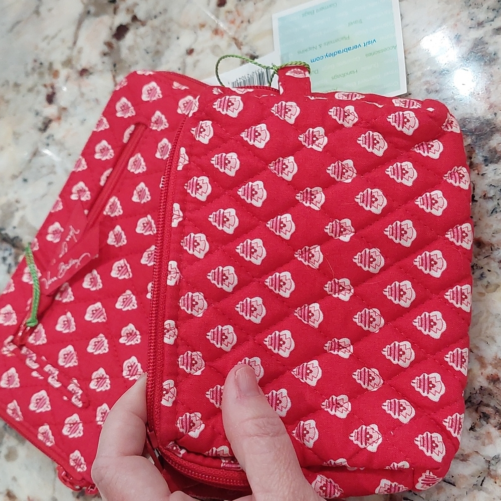 Vera Bradley Nantucket Red Wallet and Cosmetic Bag💃💃